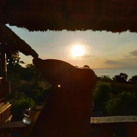 Gentari Homestay And Tour Batununggul Exterior photo